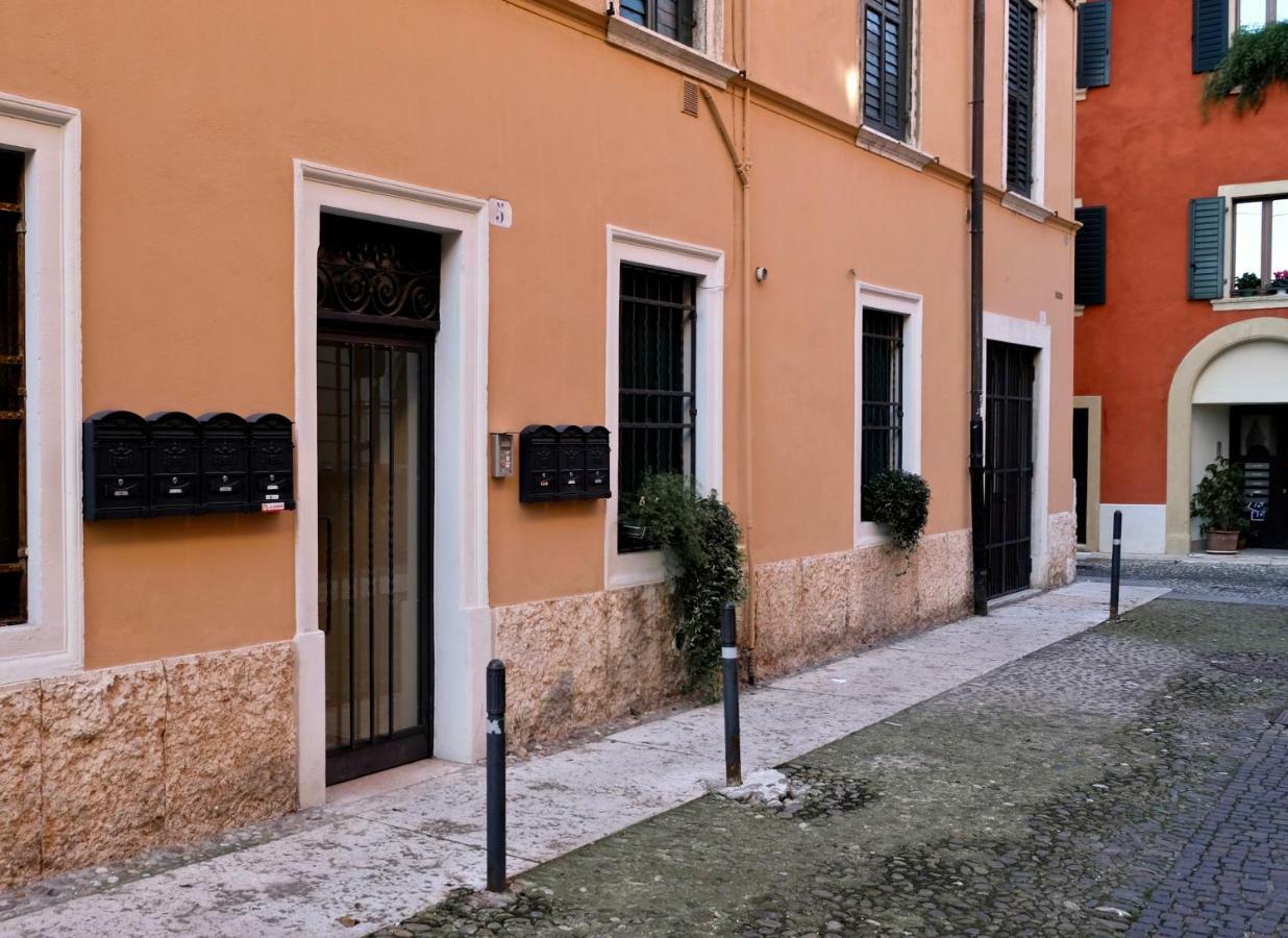 Boutique Apartment Ca Monastero Verona Eksteriør bilde